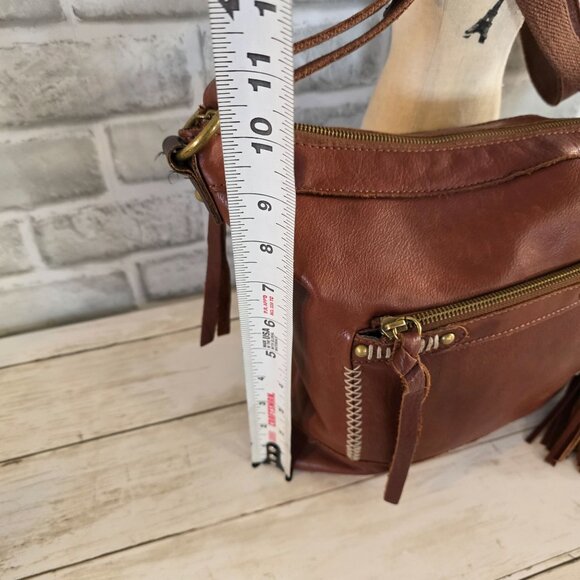 Lucky Brand Brown Leather Boho Slouchy Bag Crossbody Rustic Distressed - Picture 4 of 11